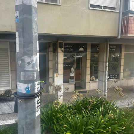Lovely 3-Bedroom Condo W/ Free Parking On Premises Queluz Dış mekan fotoğraf