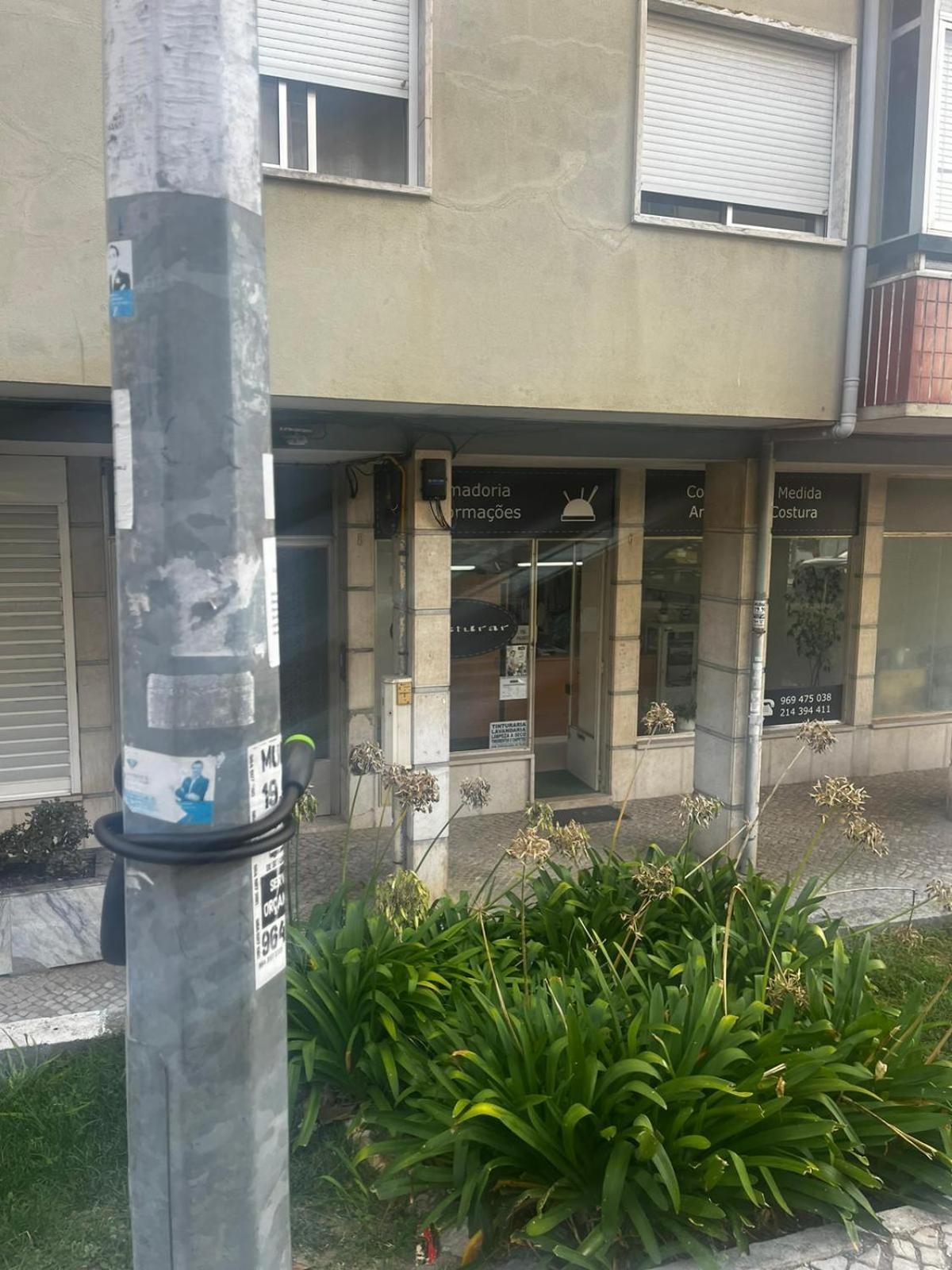 Lovely 3-Bedroom Condo W/ Free Parking On Premises Queluz Dış mekan fotoğraf
